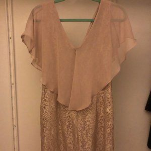 "Jessica Howard" Gold Lace Dress with Sheer Top Overlay!